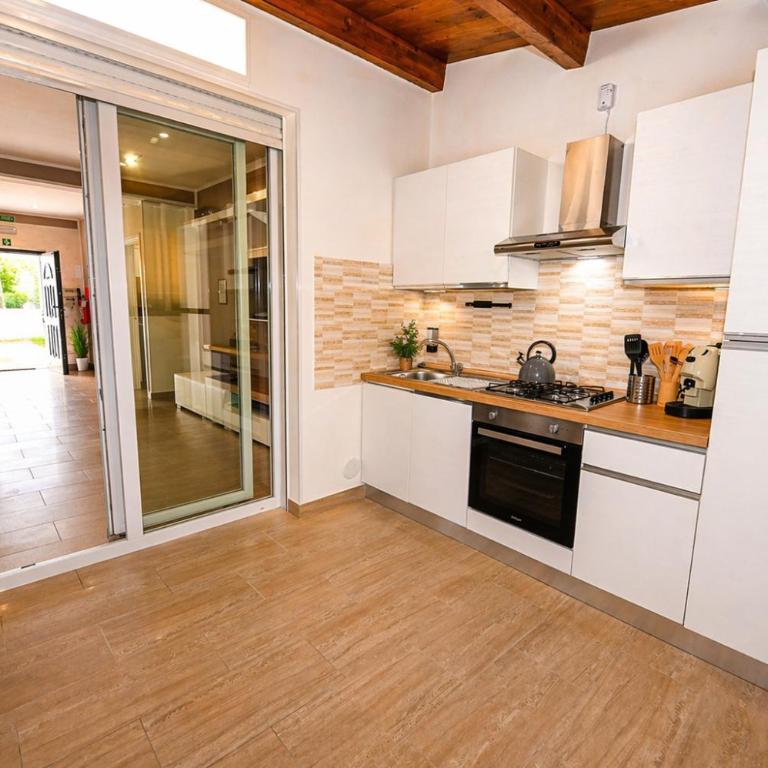 casa vacanze LEVANTE APARTMENT LEONARDO AIRPORT - Appartamento con 2 Camere da Letto - 11