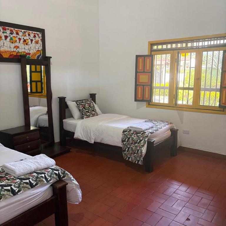 Eje cafetero Cacique Amarillo Finca - Habitación Doble con baño compartido - 1