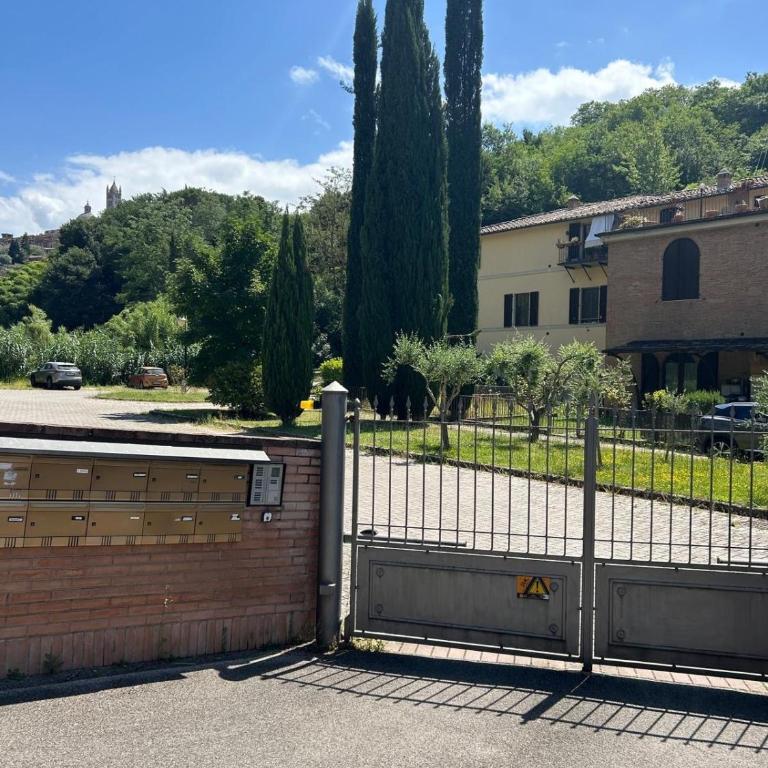 Loft Vicolo di Vallepiatta 2 min Piazza del Campo con parcheggio - Appartamento con 1 Camera da Letto - 14