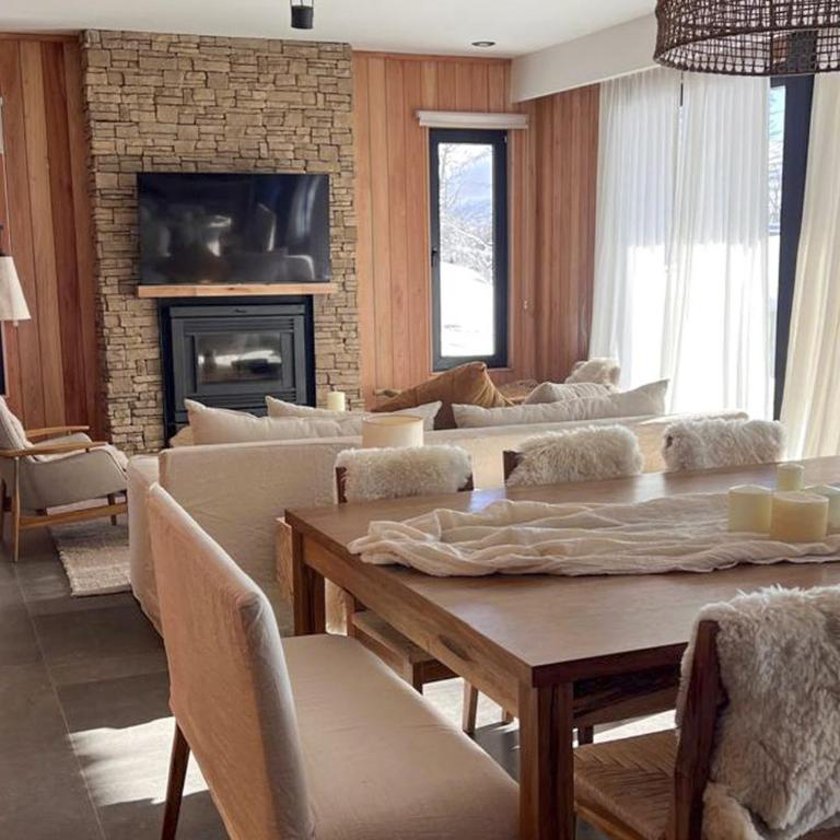 RentUp - Casa de diseno ideal para grupos con vista a la Cordillera de Los Andes - Casa Vacacional de 3 dormitorios - 1