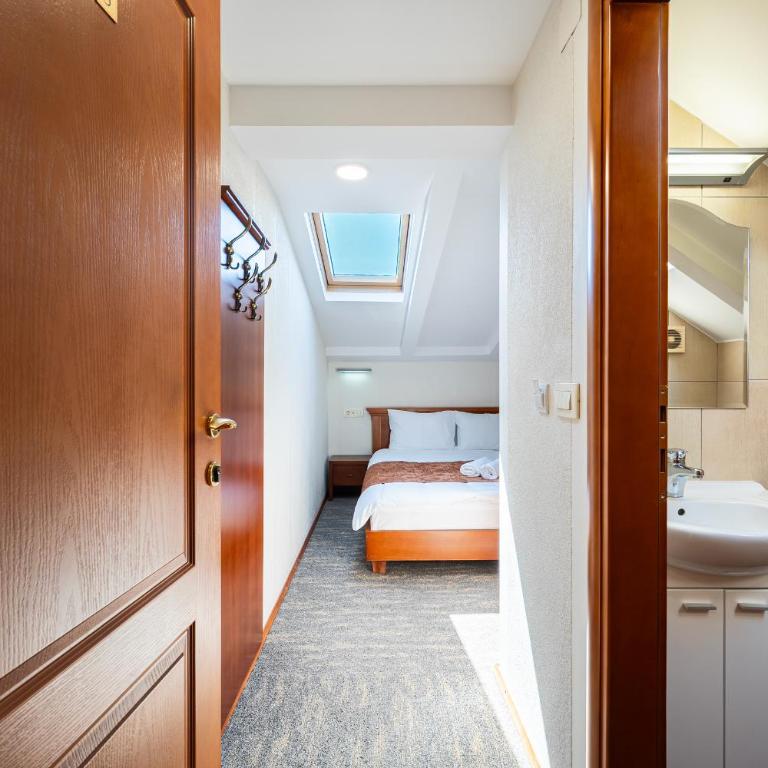 Castello Mare Residence - Small Double Room - 3