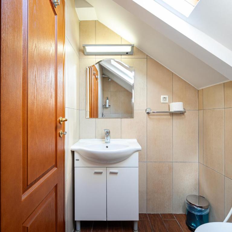 Castello Mare Residence - Small Double Room - 1