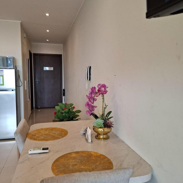 MONOAMBIENTE ACOGEDOR CON BALCON y GARAJE - One-Bedroom Apartment - 28