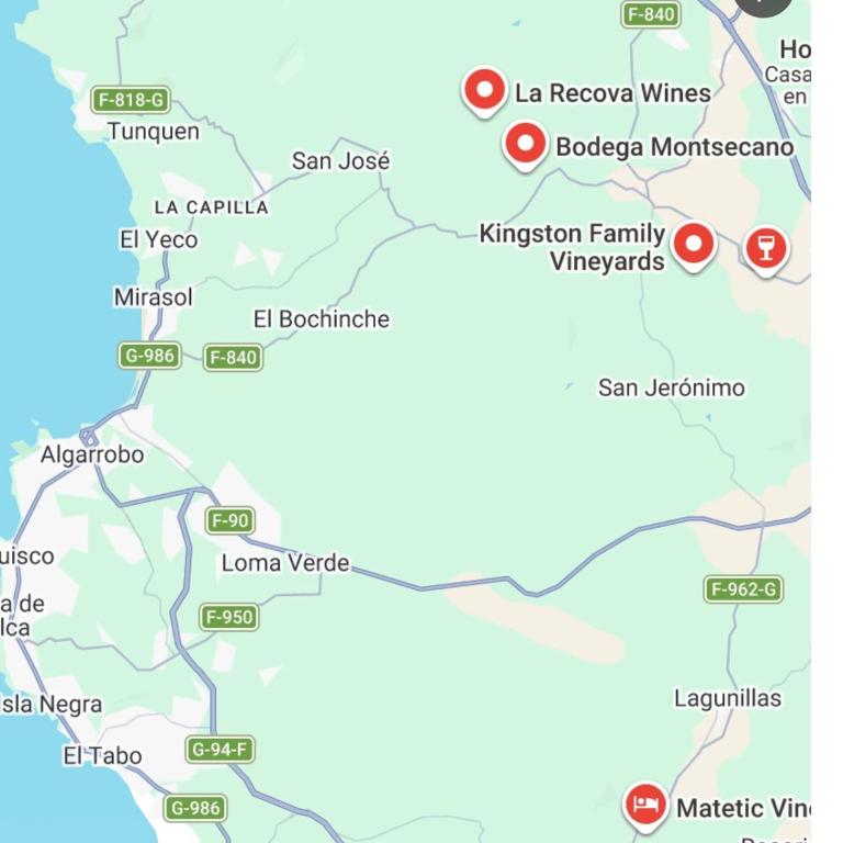 Fantastico y Nuevo Los Castaños Algarrobo Norte, Piscinas Jacuzzi Gym, Wifi Home Office Viñas en Casablanca - Three-Bedroom Apartment - 3