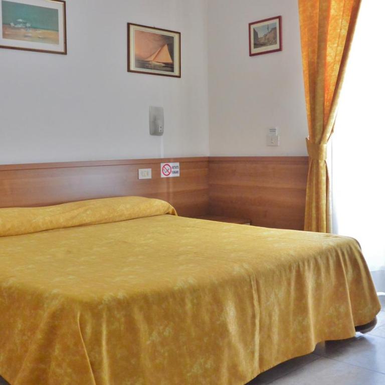 Hotel Mignon - Camera Matrimoniale/Doppia con Letti Singoli - 1