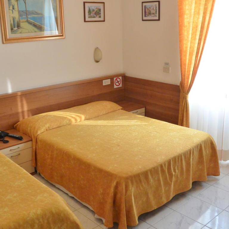 Hotel Mignon - Camera Tripla - 2