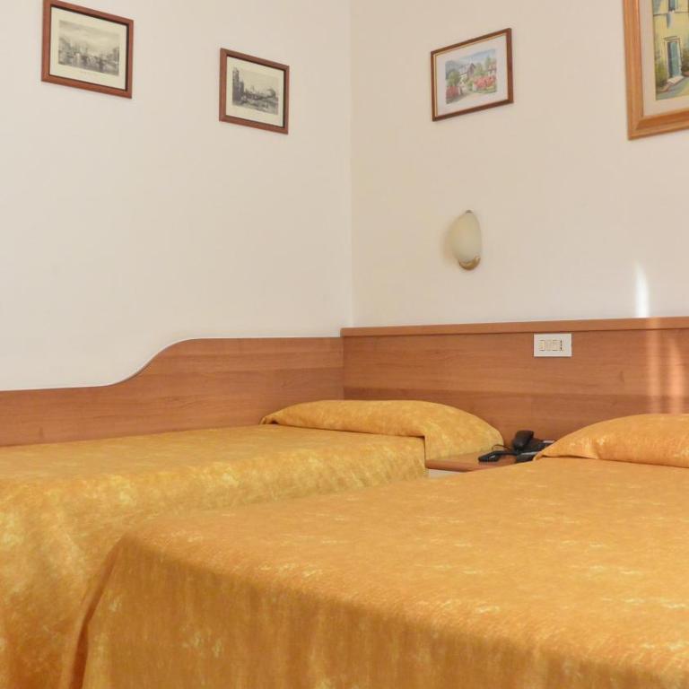Hotel Mignon - Camera Tripla - 1