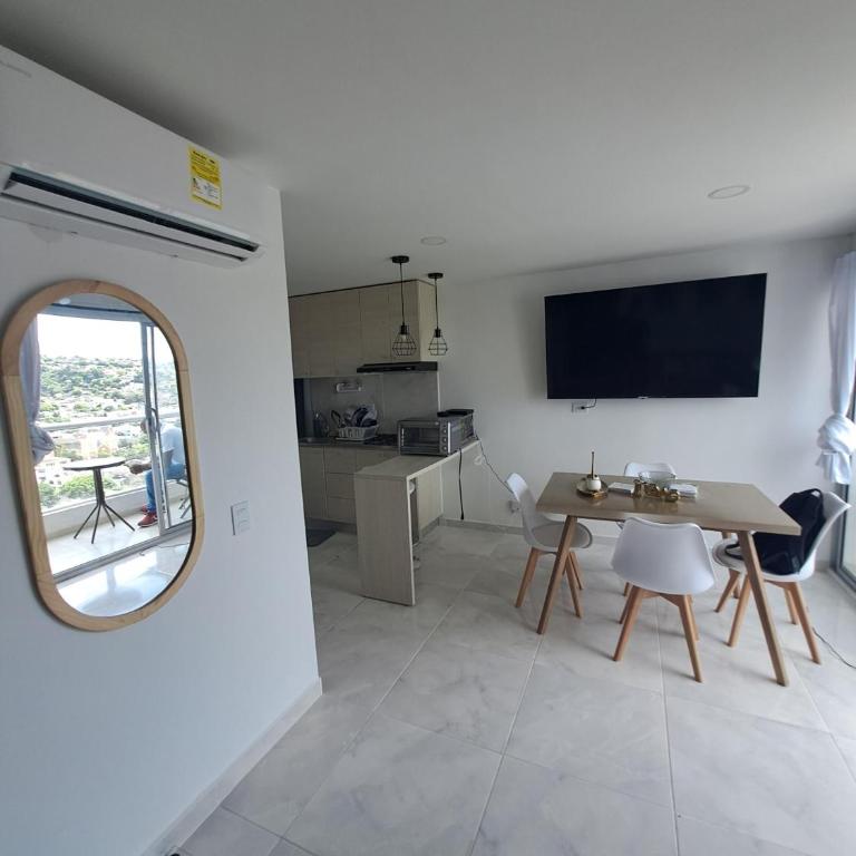 Beautiful apartment in the city of Cartagena - Two-Bedroom Apartment with View - 12