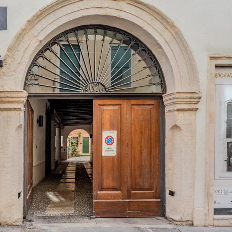 Luxury Historic Stay Vicenza Center - Appartamento con 3 Camere da Letto - 17