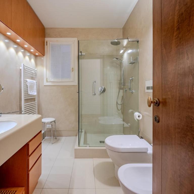Luxury Historic Stay Vicenza Center - Appartamento con 3 Camere da Letto - 63