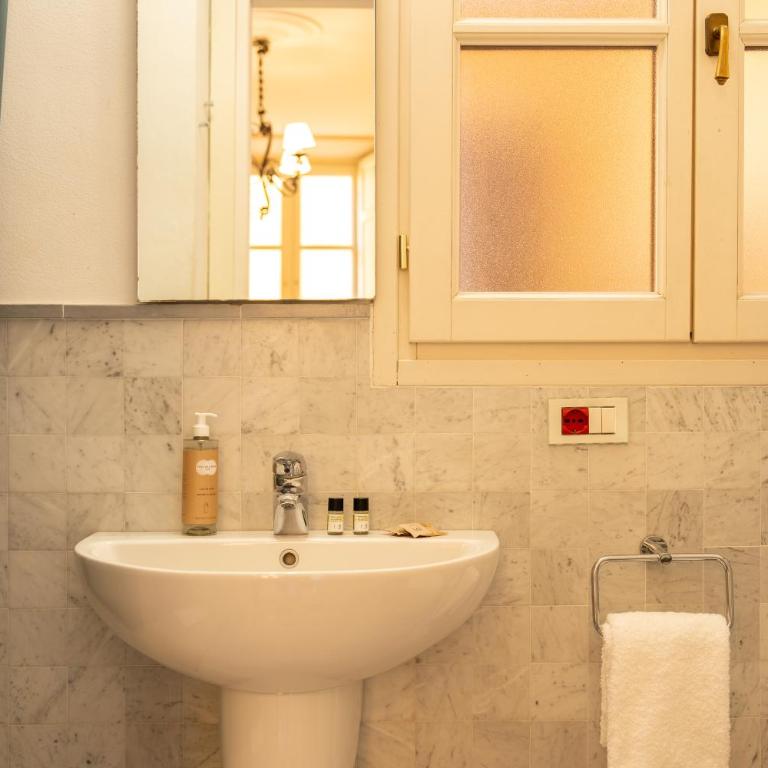 Cavour Charming Terrace - Appartamento - 35