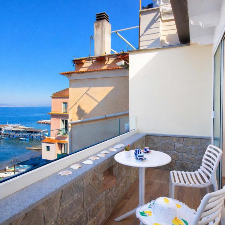 AMORE RENTALS - Appartamento Seapearl Sorrento - Apartment with Sea View - 14
