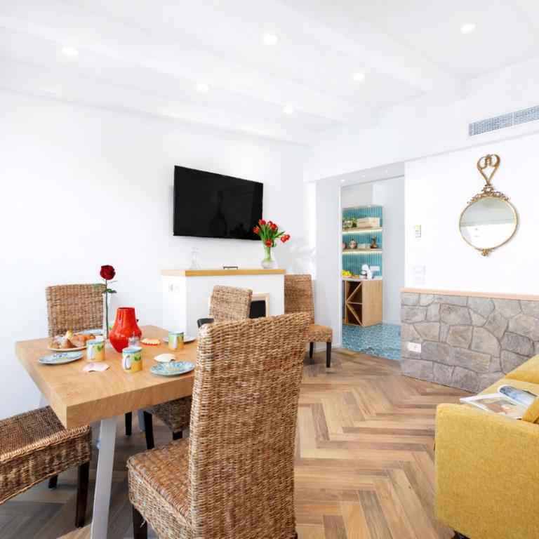 AMORE RENTALS - Appartamento Seapearl Sorrento - Apartment with Sea View - 16