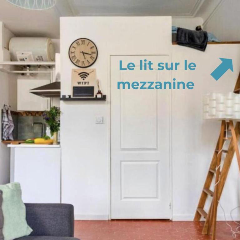 Le Garibaldi - Idéal Couple & PRO- Animaux acceptés - 5min à pied du Port - CENTRE VILLE - Commerces - Plage 10min en voiture - WIFI HD - Parking GRATUIT dans la rue - Apartment with Balcony - 16