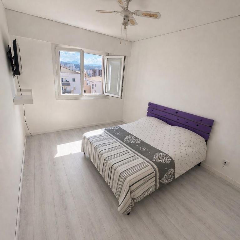 T3 lumineux avec balcon et parking proche plages et du centre-ville Ajaccio - Appartement 2 Chambres - 9