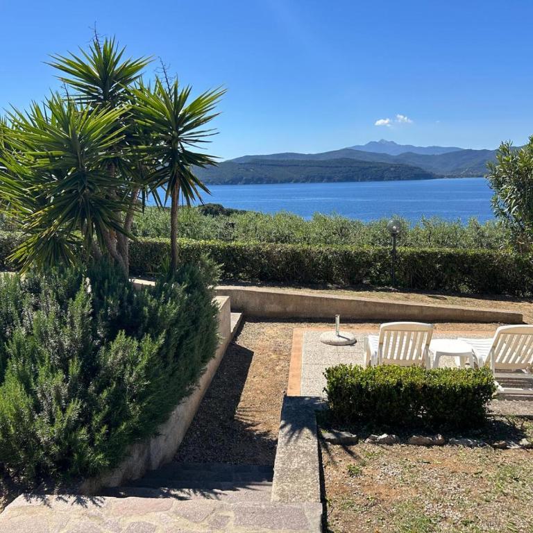 APPARTAMENTI ZUCCALE - A 200 mt dalla spiaggia - Appartamento con Vista Mare - 3