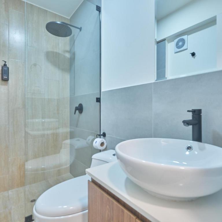 Amador Merino Reyna 346 Residences by Geko - One-Bedroom Deluxe Apartment - 2