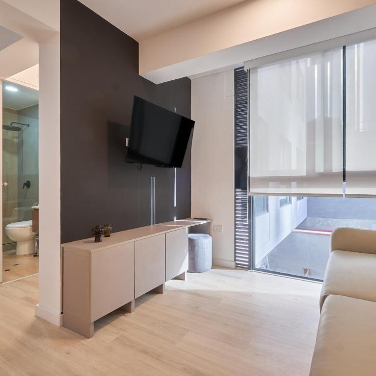 Amador Merino Reyna 346 Residences by Geko - One-Bedroom Deluxe Apartment - 12