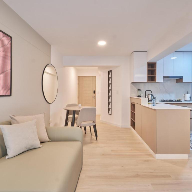 Amador Merino Reyna 346 Residences by Geko - One-Bedroom Deluxe Apartment - 14
