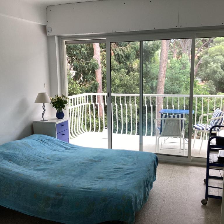Studio dans un parc privé à Cavalaire - One-Bedroom Apartment - 5