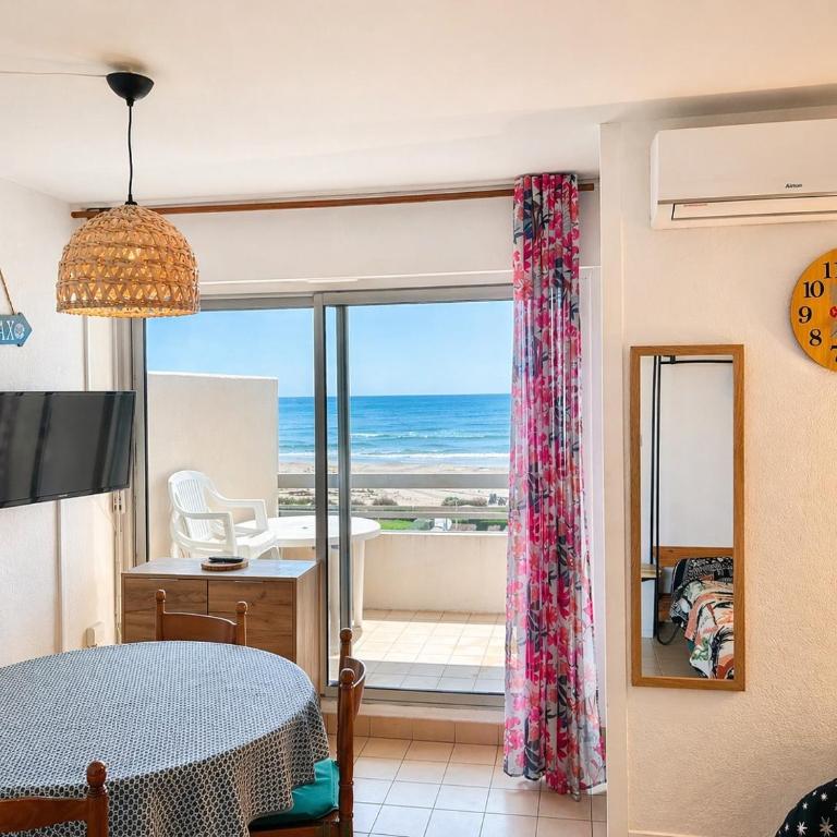 Studio cabine pied dans l eau climatisé, parking et wifi haut débit - Apartamento - 1
