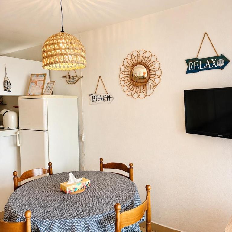 Studio cabine pied dans l eau climatisé, parking et wifi haut débit - Apartamento - 6