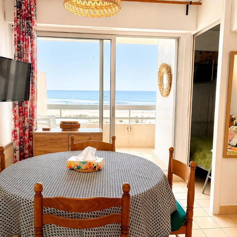 Studio cabine pied dans l eau climatisé, parking et wifi haut débit - Apartamento - 2