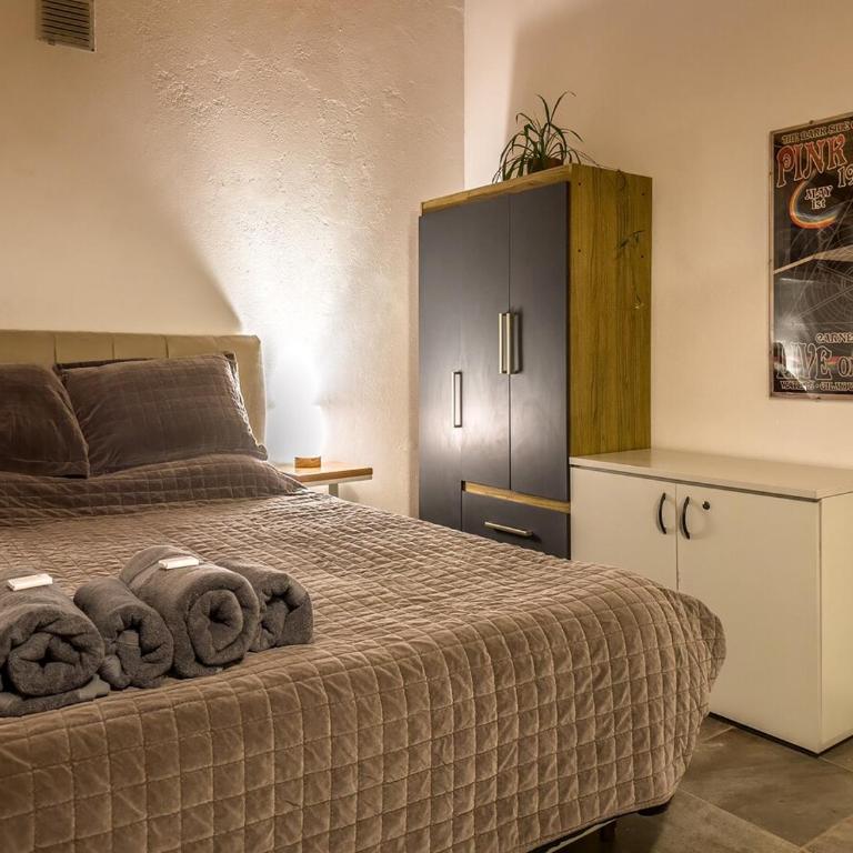 Vista al lago y relax desde la cama hasta el deck - Apartamento de 1 dormitorio - 20