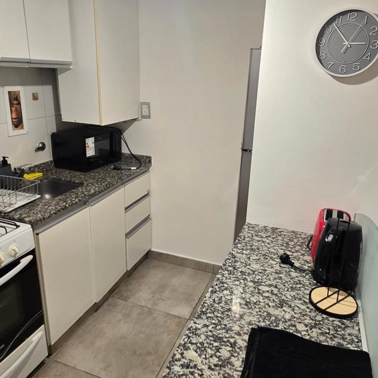 Apartment in Pichincha! Beautiful studio apartment with patio - Apartamento de 1 dormitorio - 9