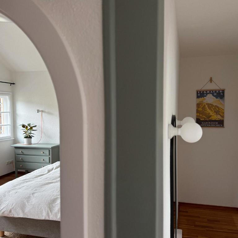 Haisl - Bergblick Ferienhaus in Partenkirchen mit eigenem Garten - NEU! Mai '26 - Ferienhaus mit 3 Schlafzimmern - 26