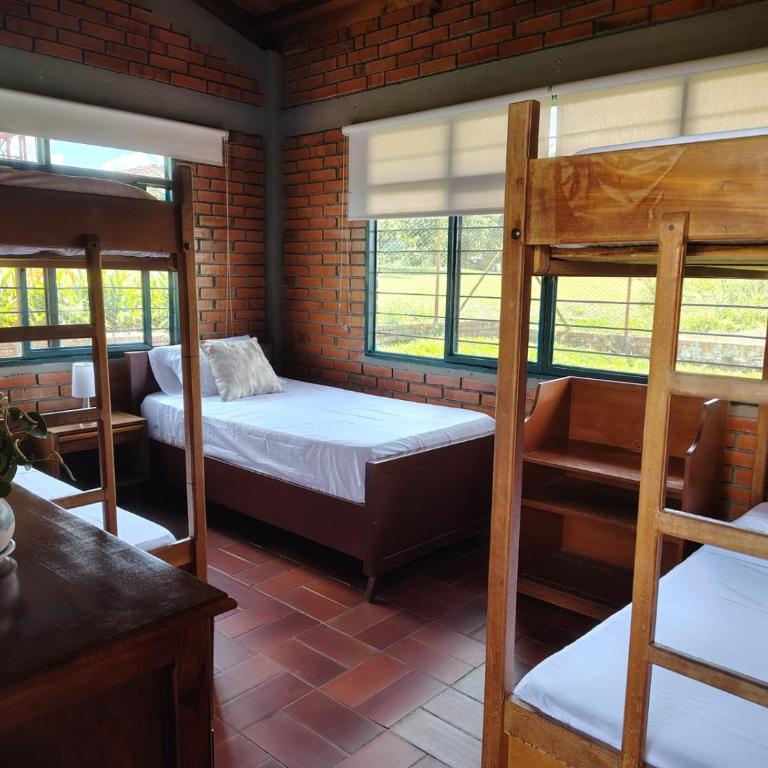 El Rincón Campestre, 2 piscinas y privacidad - Three-Bedroom House - 12