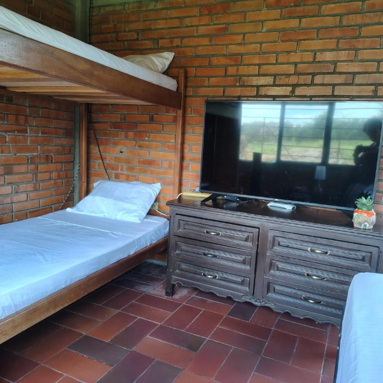 El Rincón Campestre, 2 piscinas y privacidad - Three-Bedroom House - 28