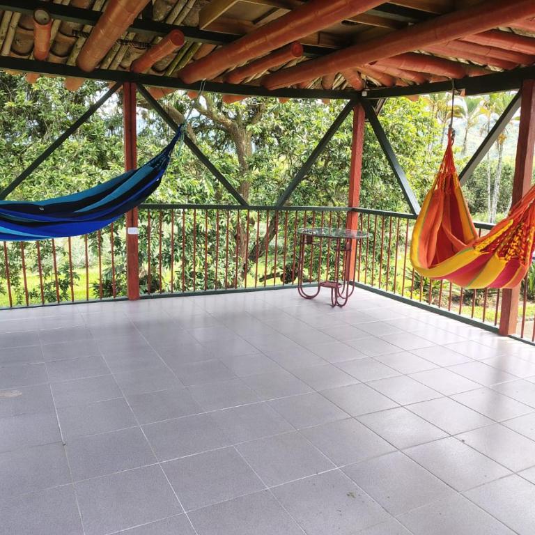 El Rincón Campestre, 2 piscinas y privacidad - Three-Bedroom House - 17