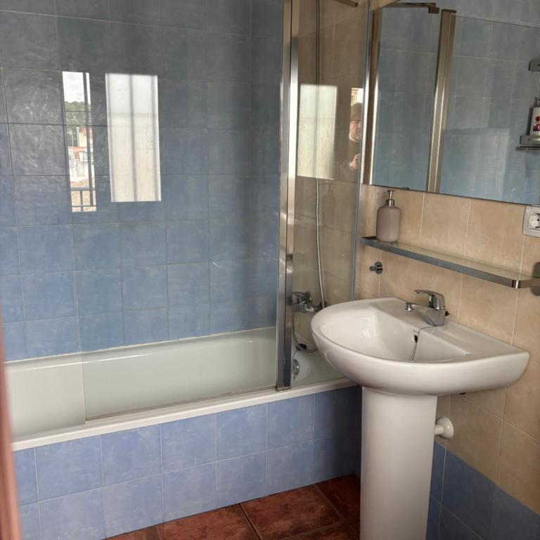Ático luminoso con terraza privada - Apartamento de 2 dormitorios - 18
