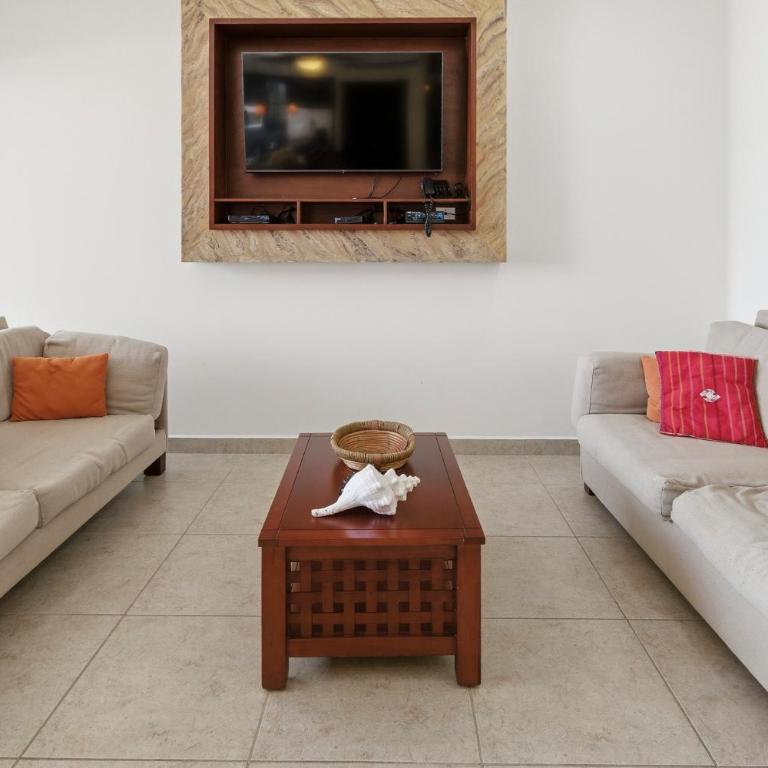 Oceanfront Apartments Vivo Resorts Puerto Escondido - Three-Bedroom Apartment with Ocean View - 1