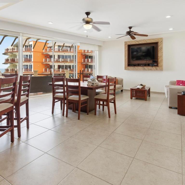 Oceanfront Apartments Vivo Resorts Puerto Escondido - Three-Bedroom Apartment with Ocean View - 3