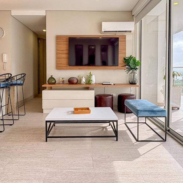 Martinique - Two-Bedroom Deluxe Apartment - 2