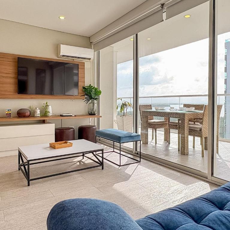 Martinique - Two-Bedroom Deluxe Apartment - 9