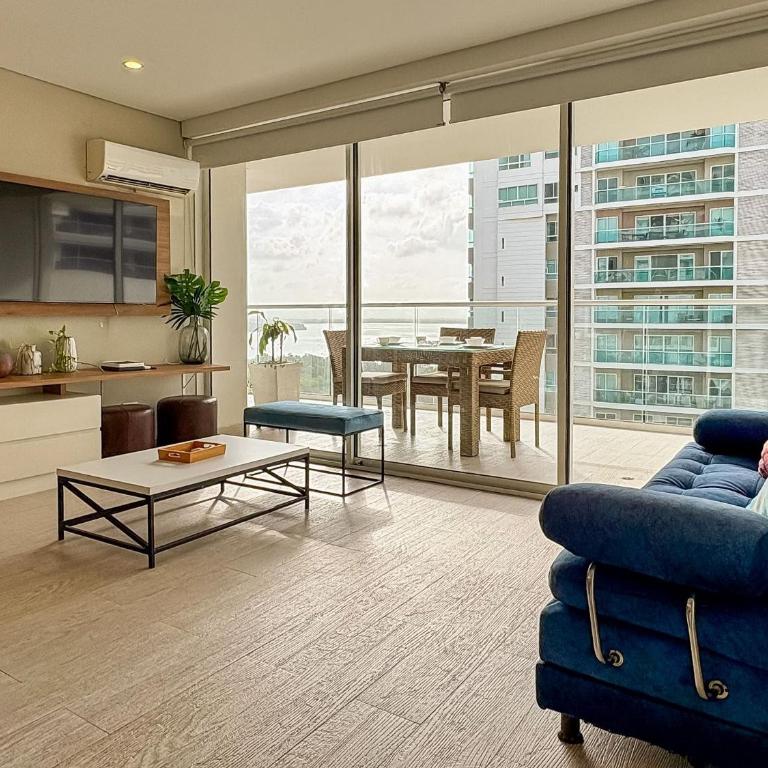 Martinique - Two-Bedroom Deluxe Apartment - 10