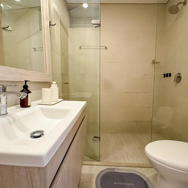 Martinique - Two-Bedroom Deluxe Apartment - 17