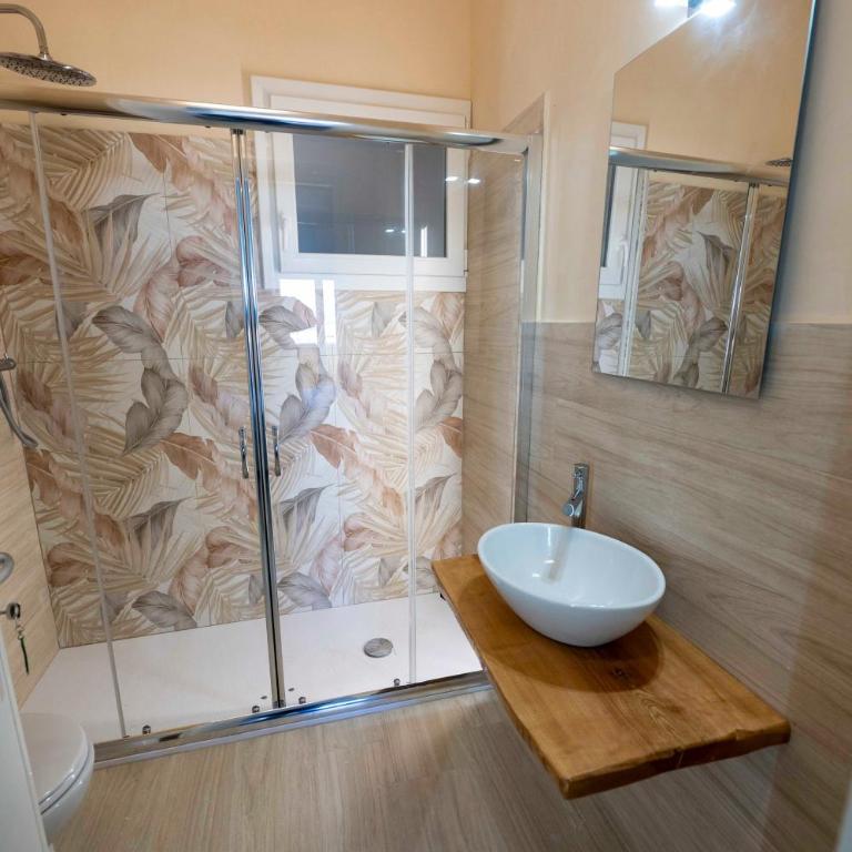Teresita - Guest House - Standard Queen Room - 4