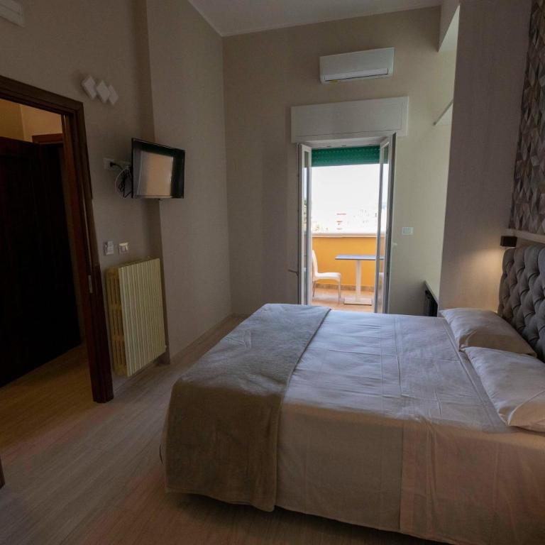 Teresita - Guest House - Standard Queen Room - 9
