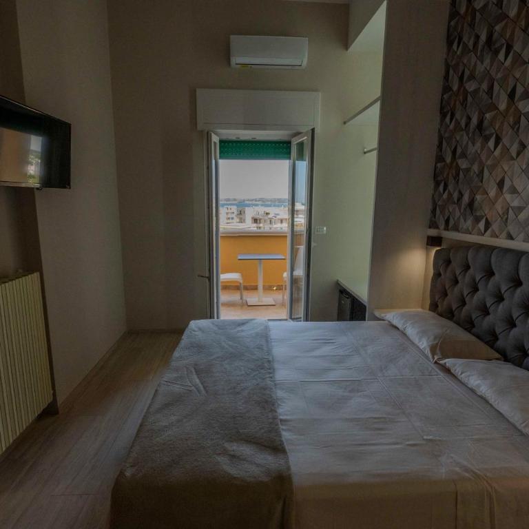 Teresita - Guest House - Standard Queen Room - 8