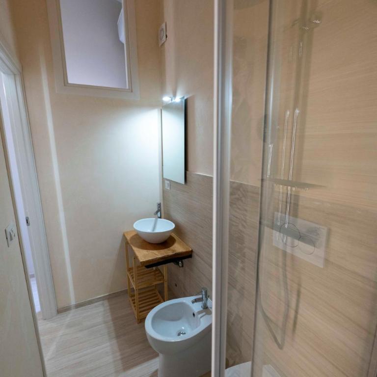 Teresita - Guest House - Standard Queen Room - 18