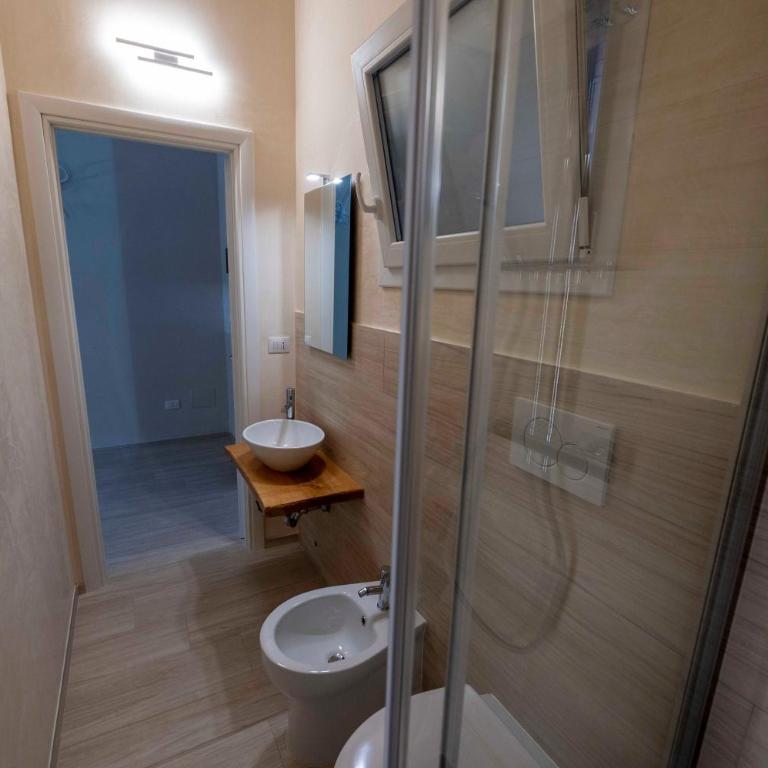 Teresita - Guest House - Standard Queen Room - 11
