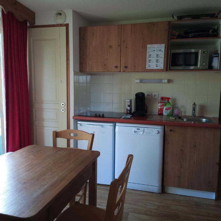 Charmant F2, départ randonnée, pied des pistes, piscine, toutes commodités - Apartamento de 1 dormitorio - 7