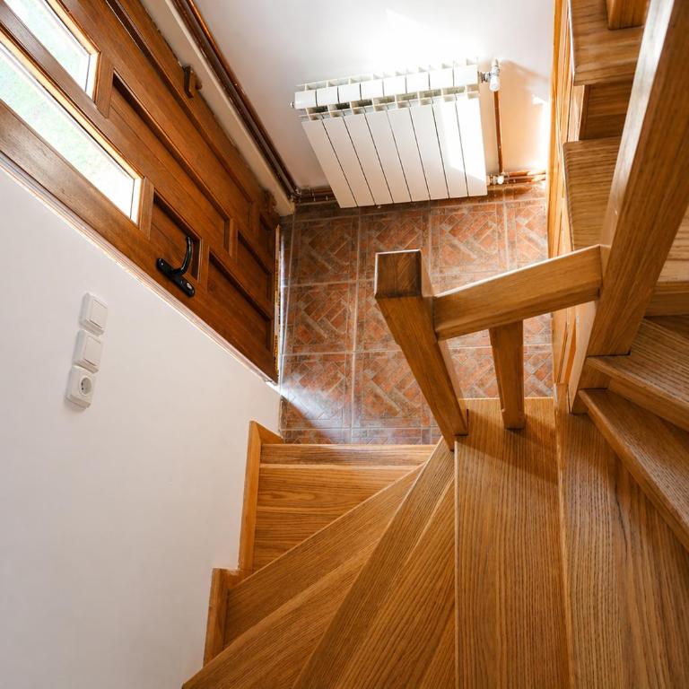 Airport Studio Loft - Galleria - One-Bedroom Apartment - 23