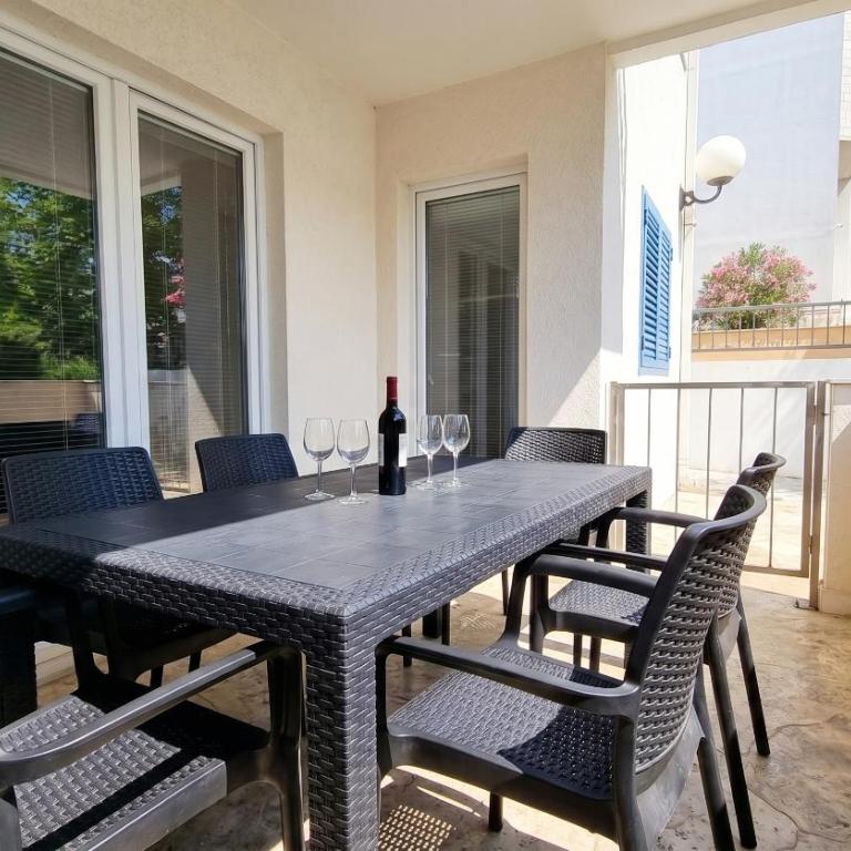 Palm Bay Apartment - Two-Bedroom Apartment - 23