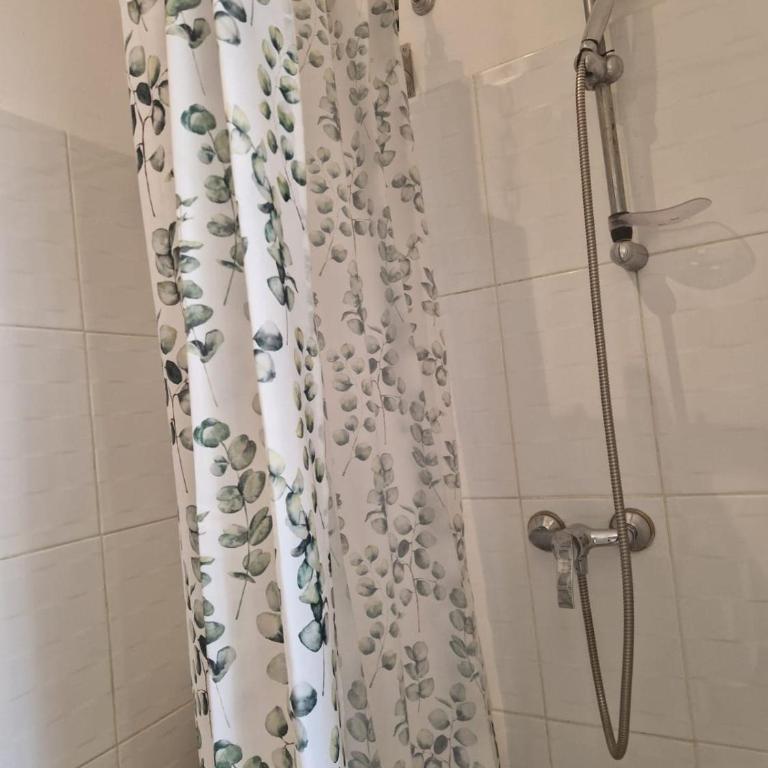 Studio Avignon Centre avec balcon - Idéal Festival - Apartment mit 1 Schlafzimmer - 15