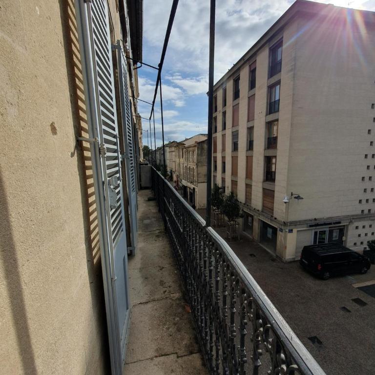Studio Avignon Centre avec balcon - Idéal Festival - Apartment mit 1 Schlafzimmer - 16
